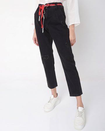 Classic Slim-Fit Black Denim Jeans