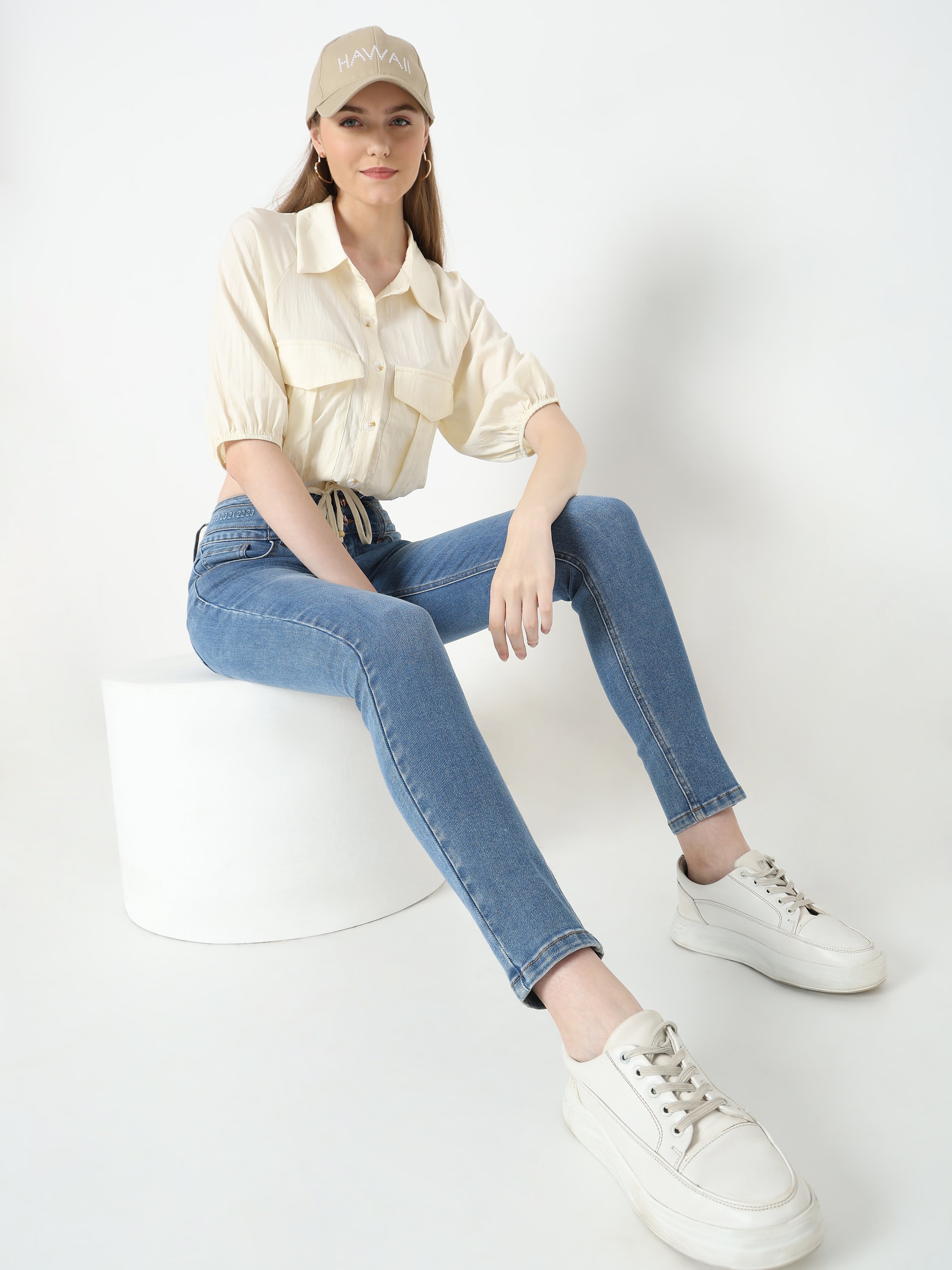 Balloon Sleeve Drawstring Hem Shirt