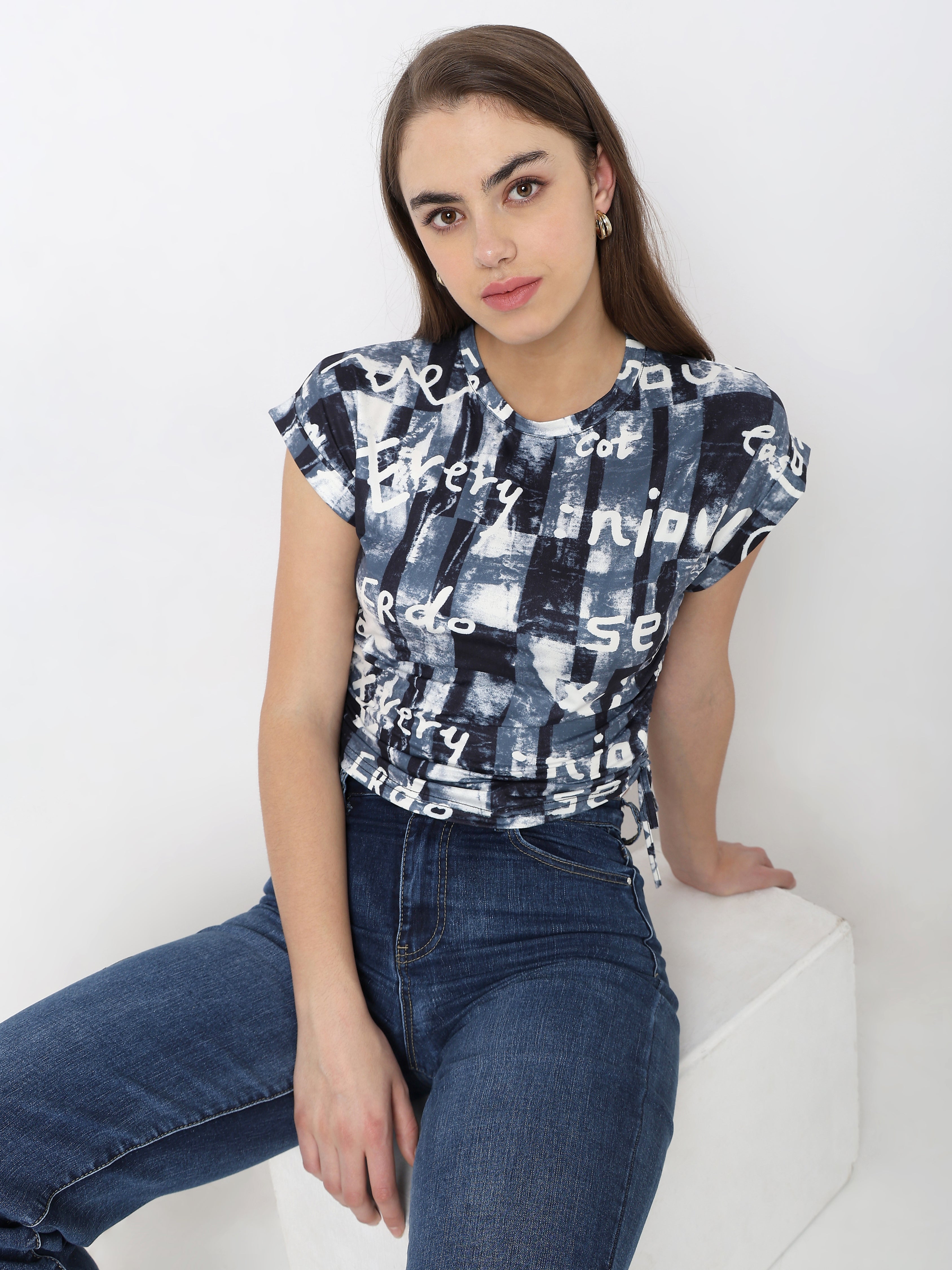 Black & White Abstract Print Ruched Side Crop Top