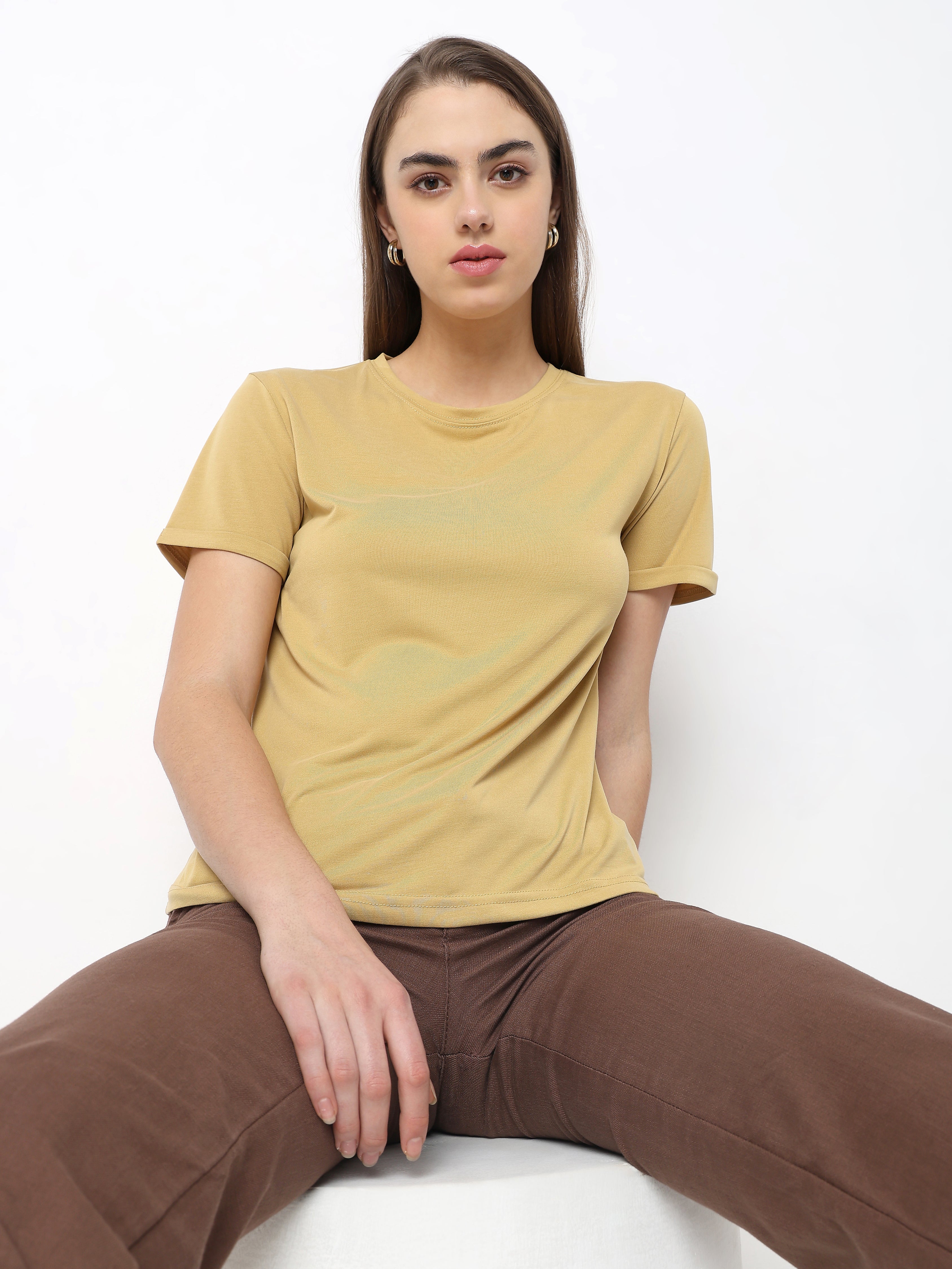 Minimal Everyday Crew Neck Top