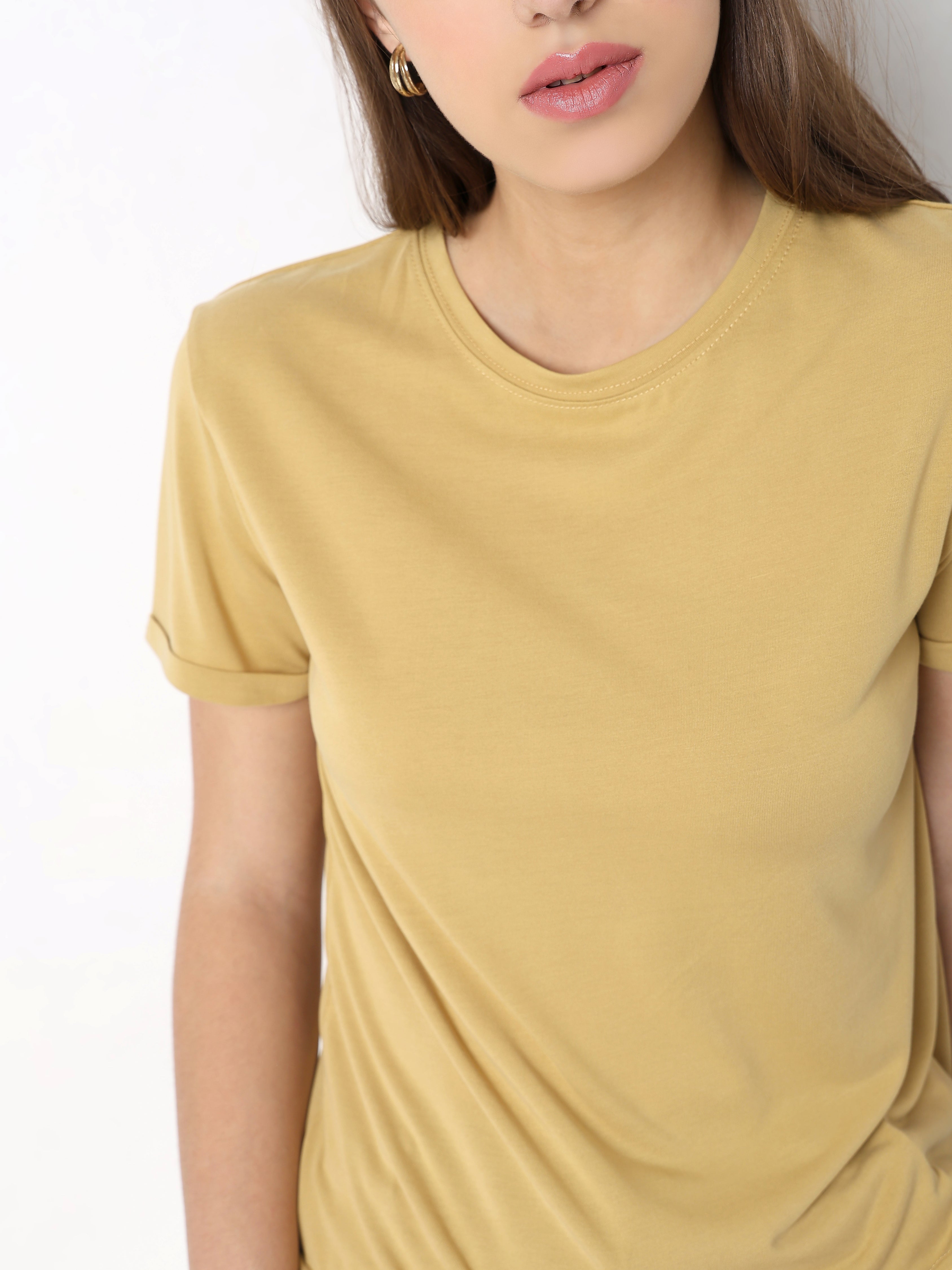 Minimal Everyday Crew Neck Top