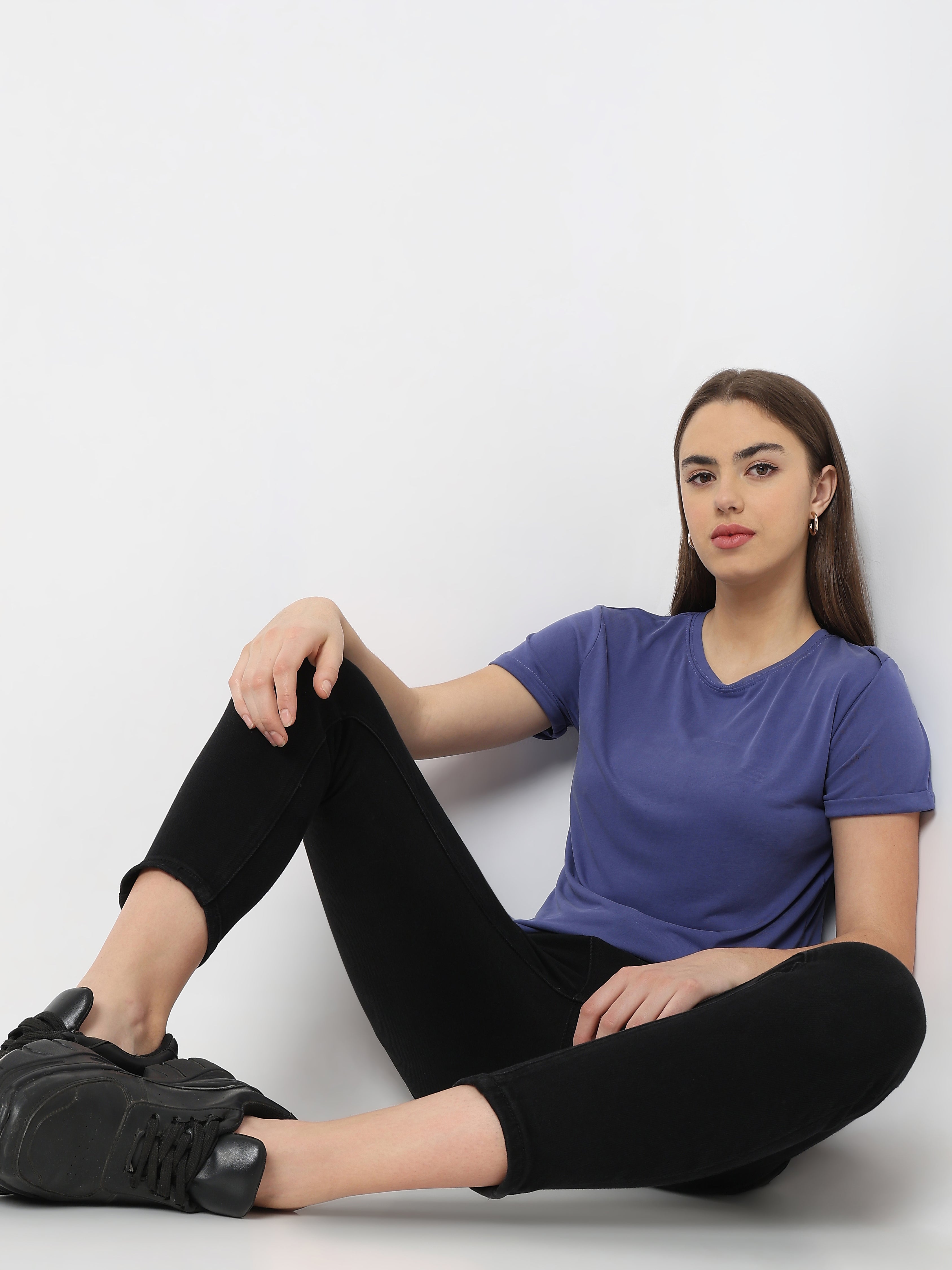 Minimal Everyday Crew Neck Top