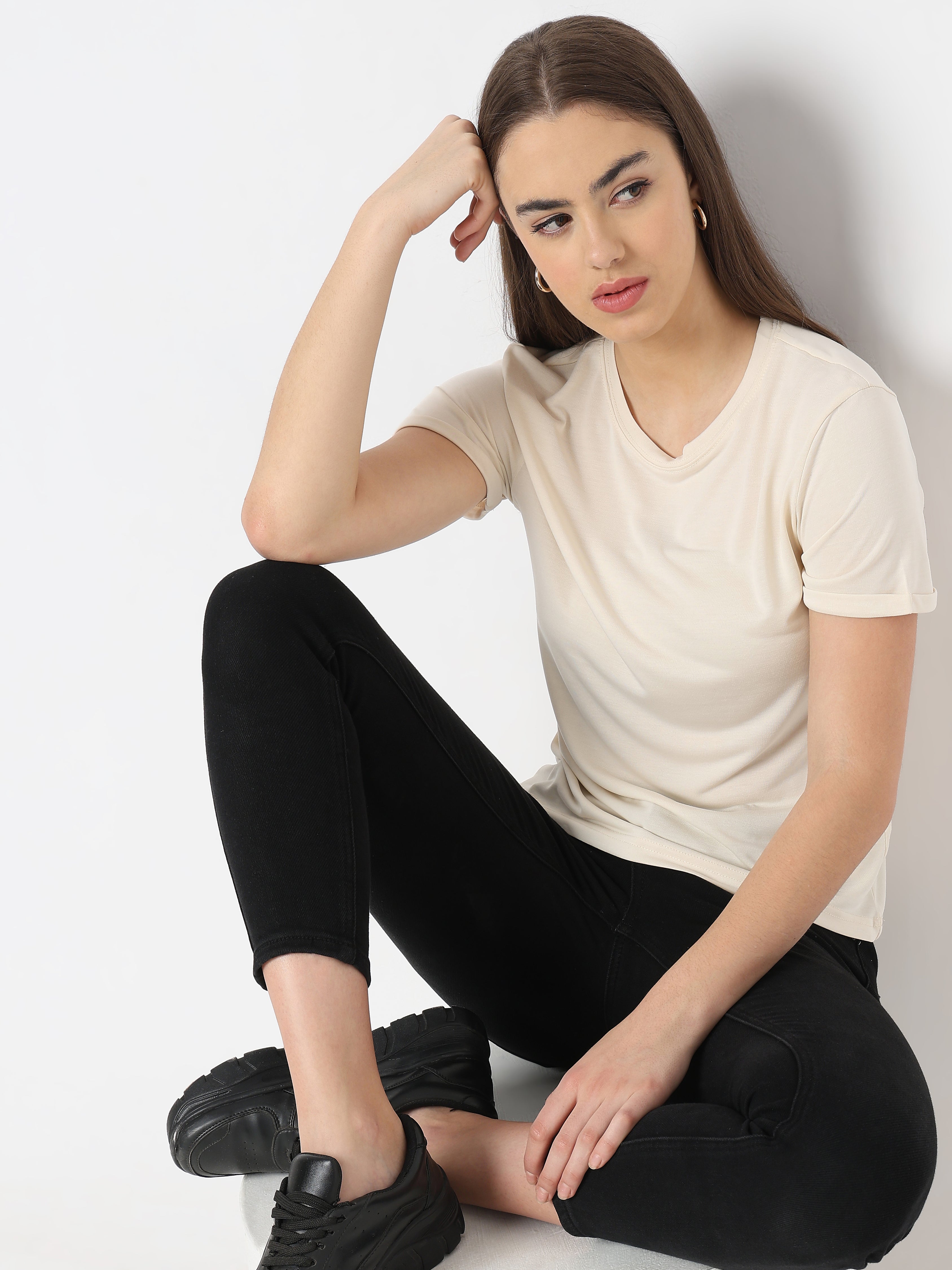 Minimal Everyday Crew Neck Top