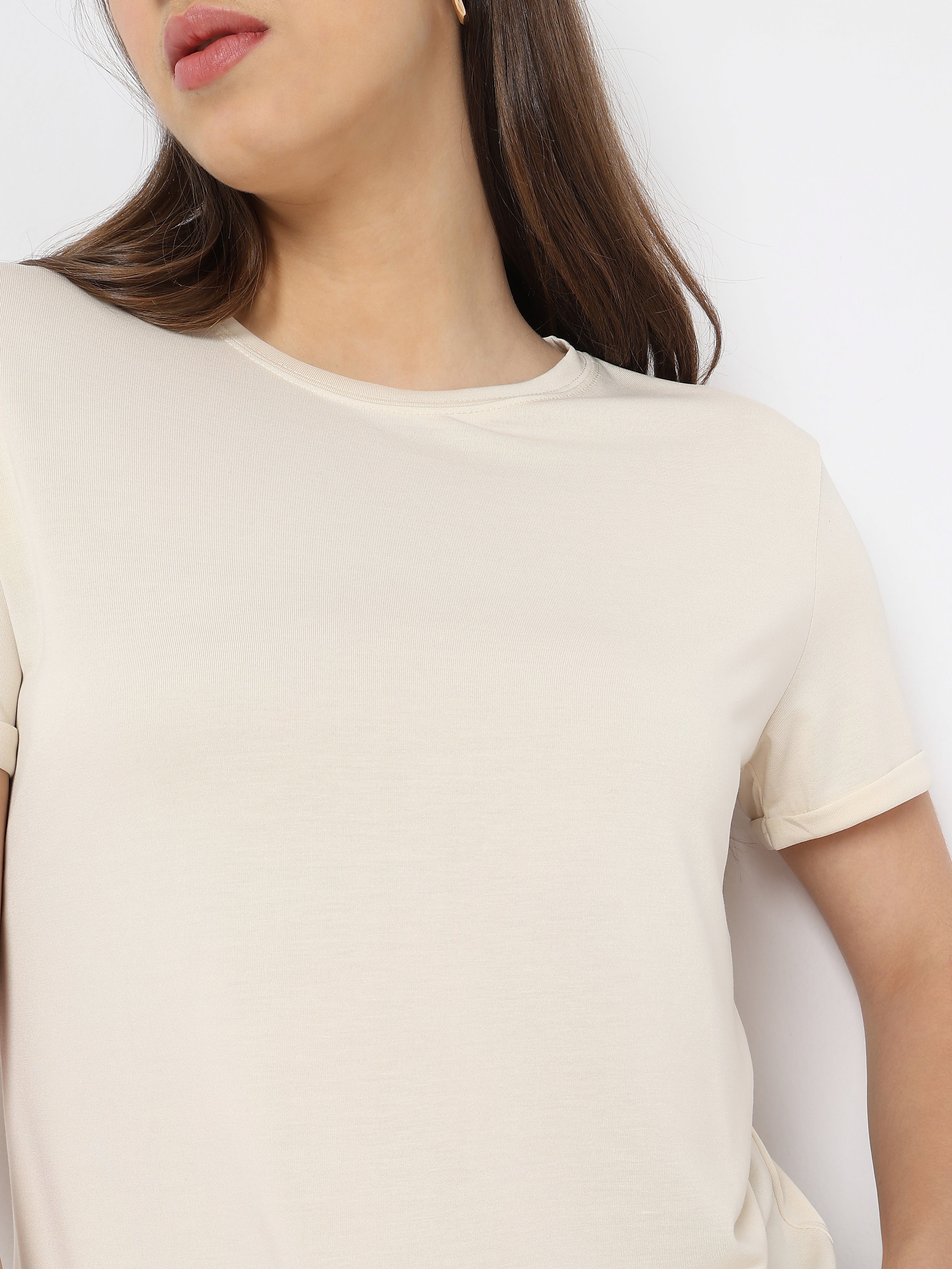 Minimal Everyday Crew Neck Top
