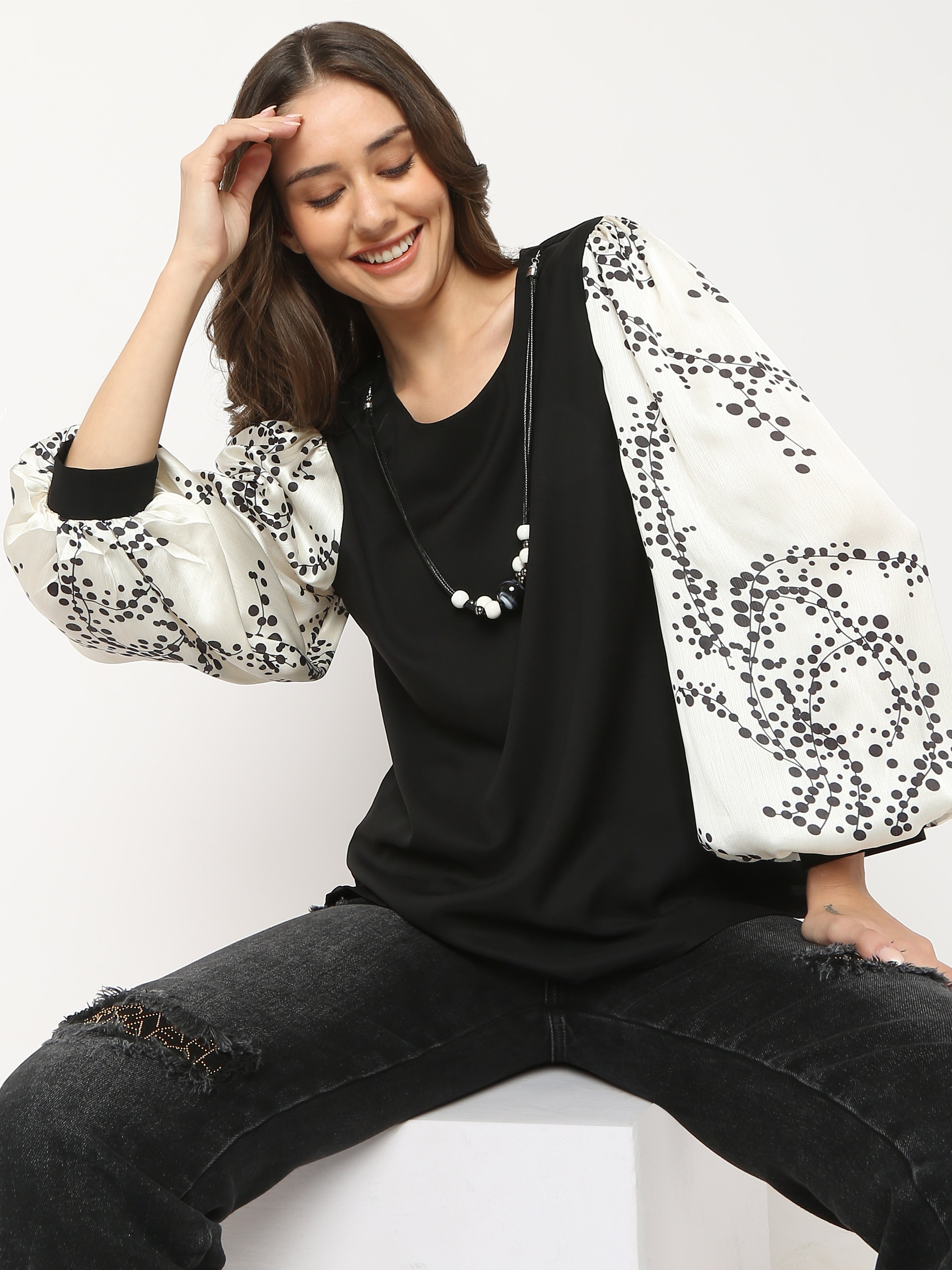 Printed Balloon Sleeve Statement Top