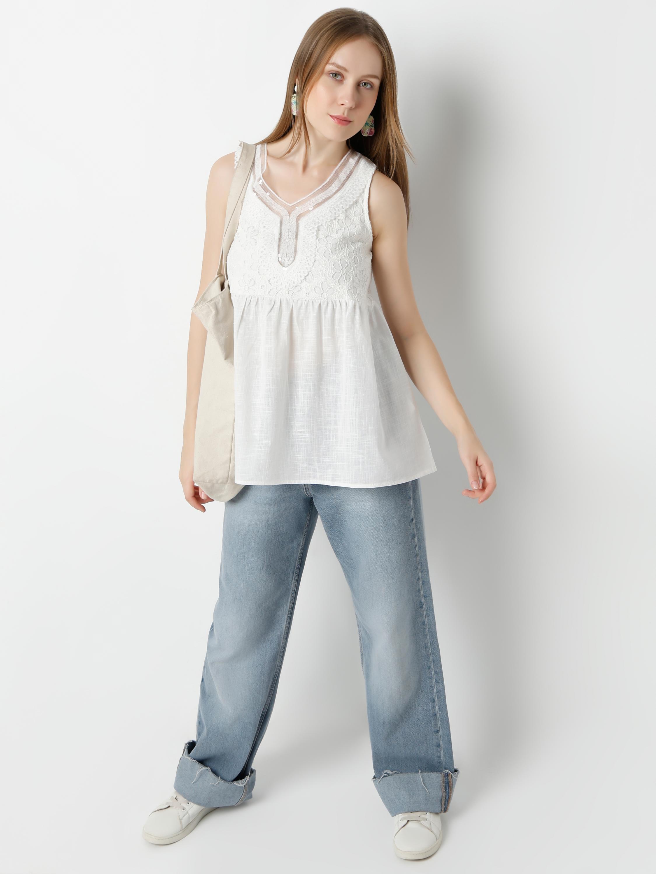 Embroidered Lace V-Neck Sleeveless Top