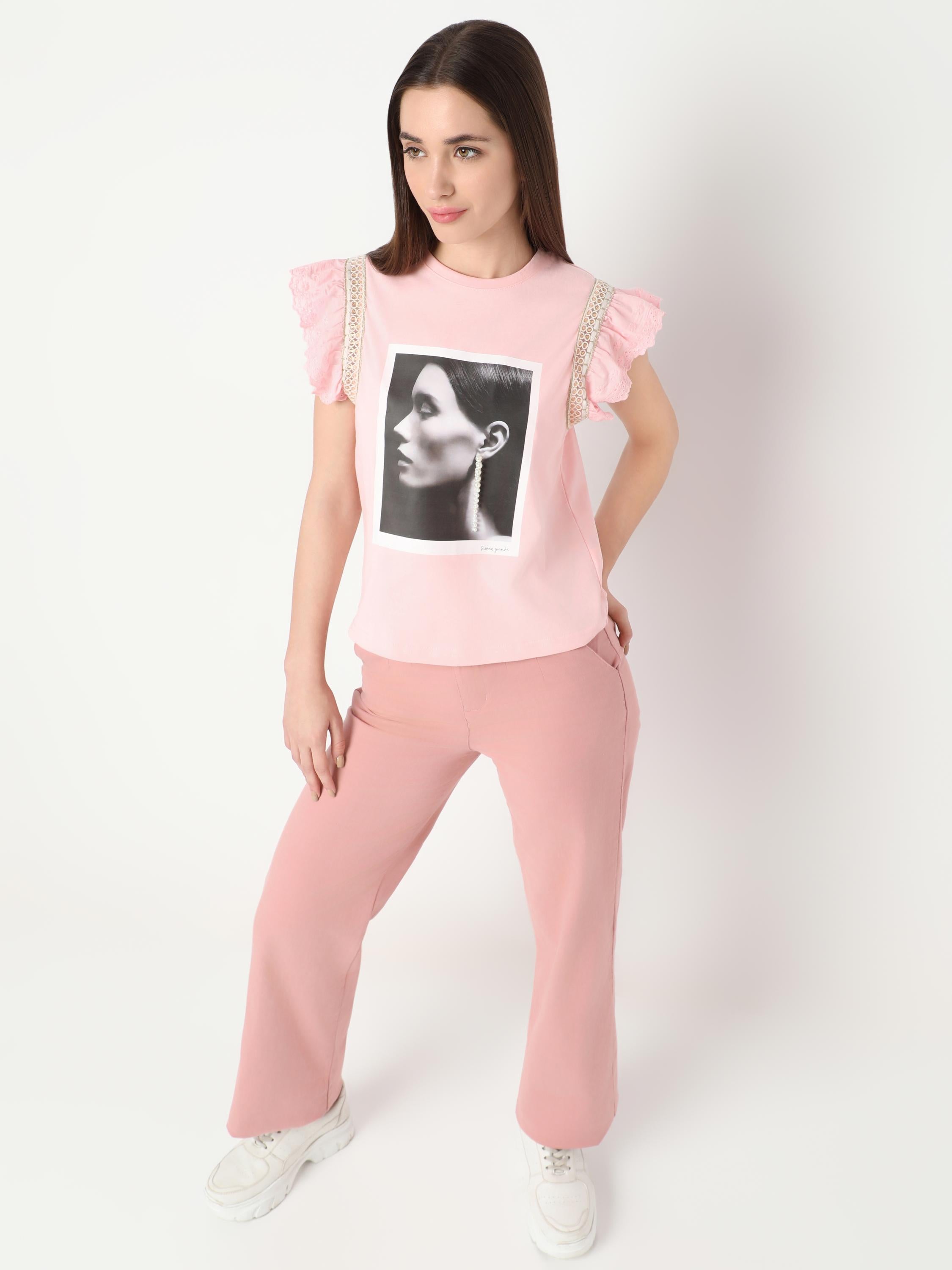 Graphic Ruffle Sleeve Top