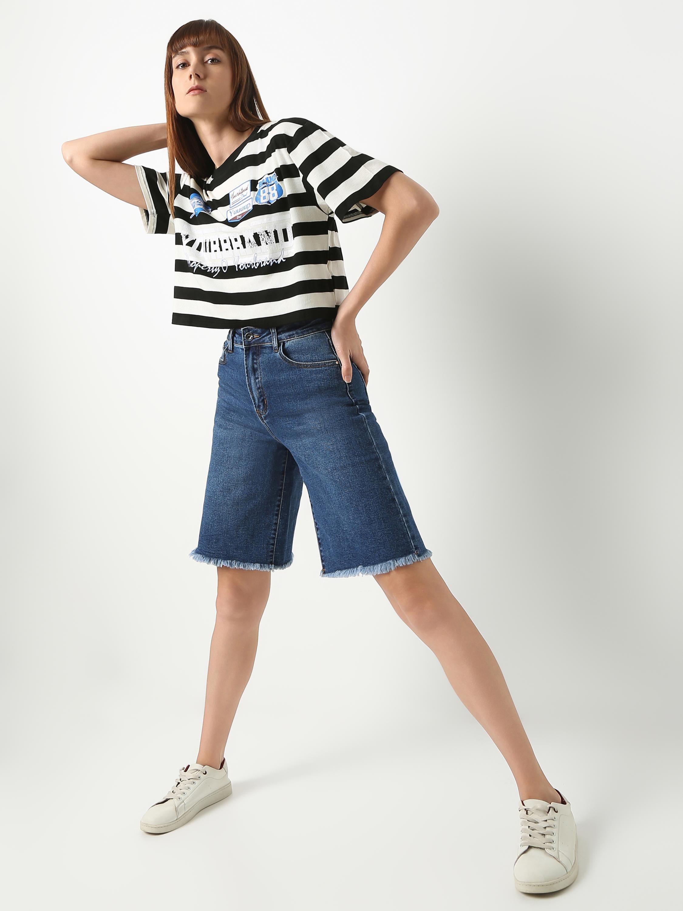 Graphic Striped Crop Tee