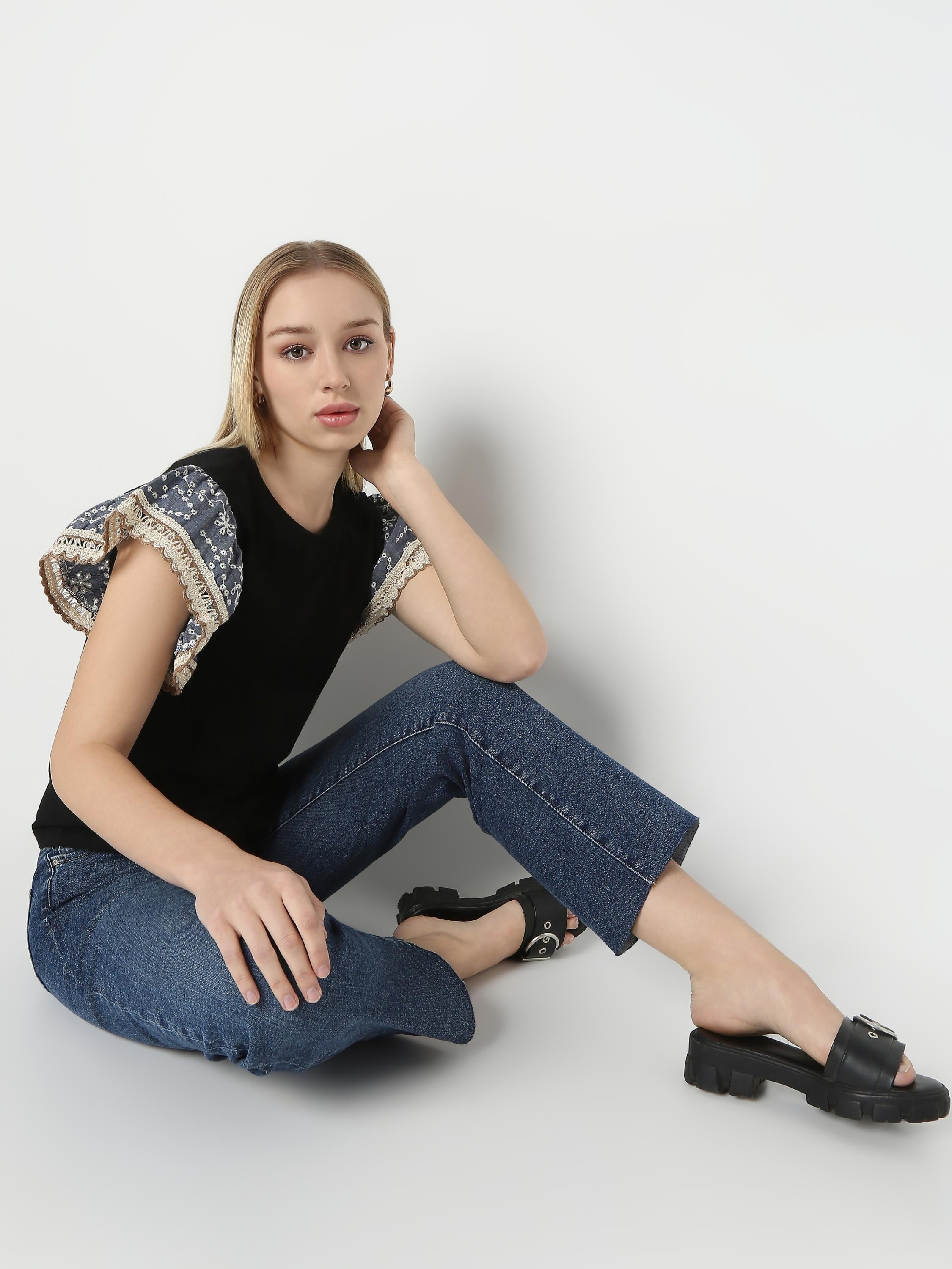Lace Sleeve Detail Casual Top