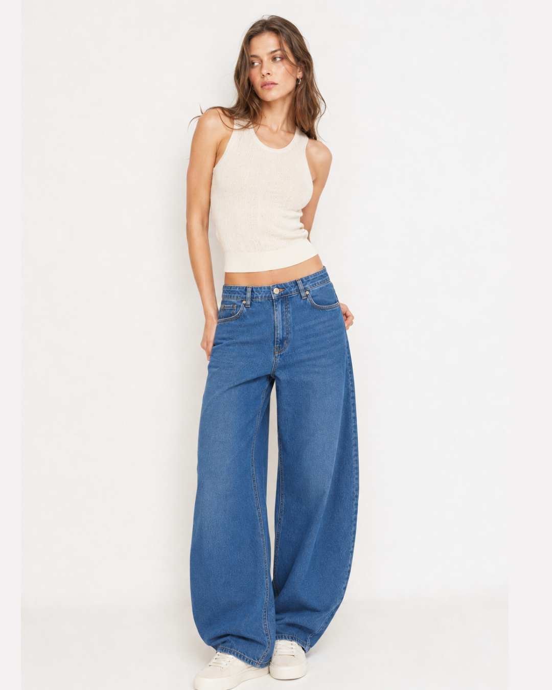 Balloon Fit Leg Jeans