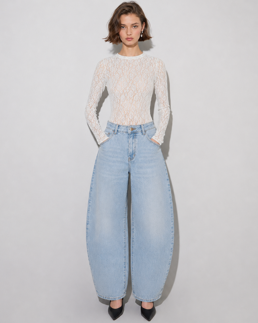 Balloon Fit Leg Jeans