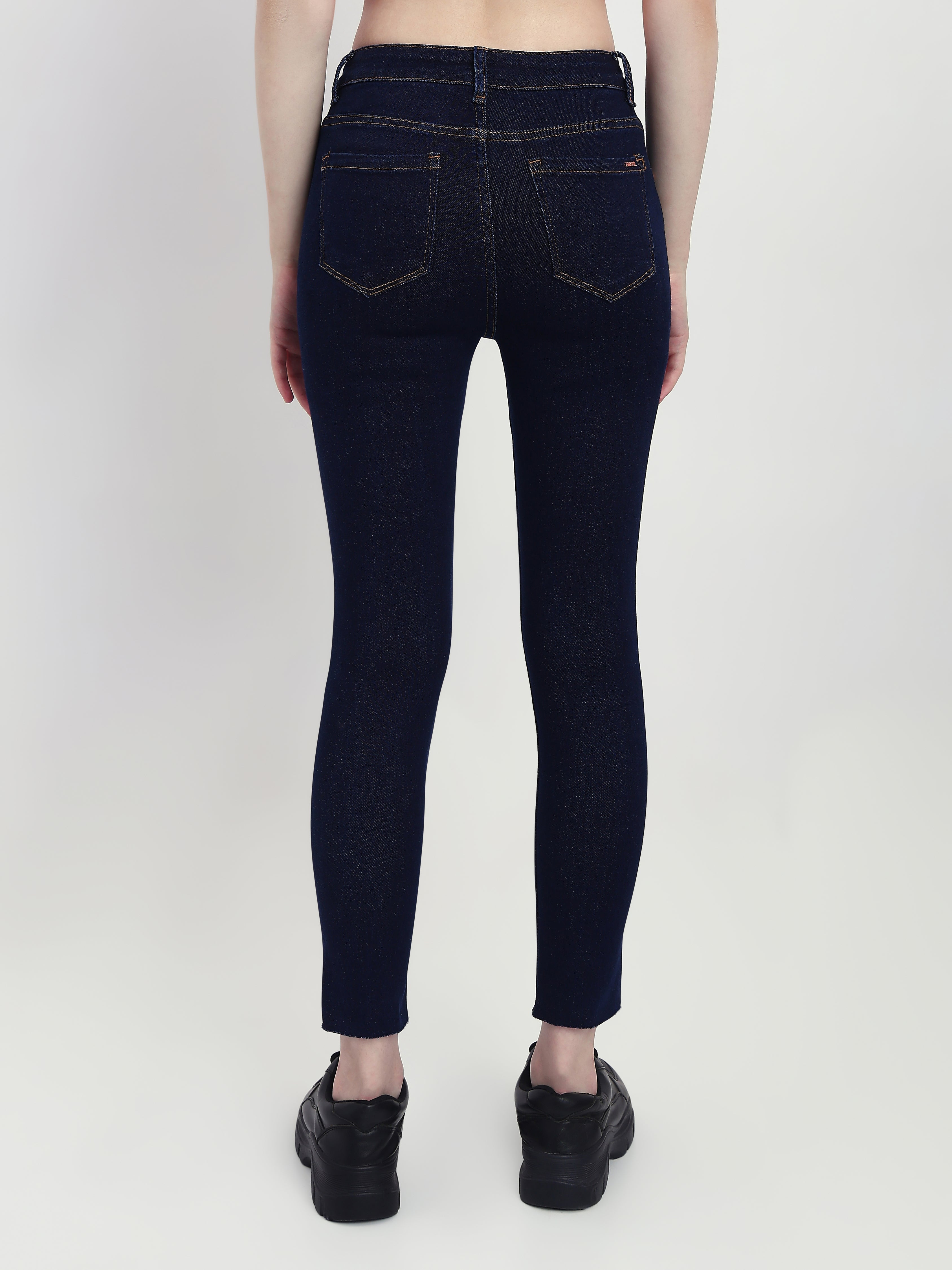Women’s Skinny Jeans