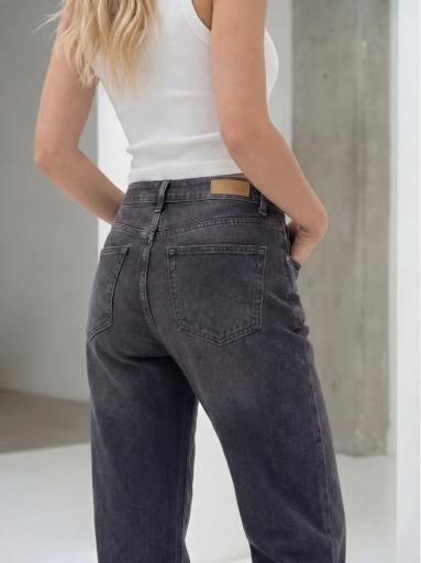 Washed Wide Leg Denim Jeans