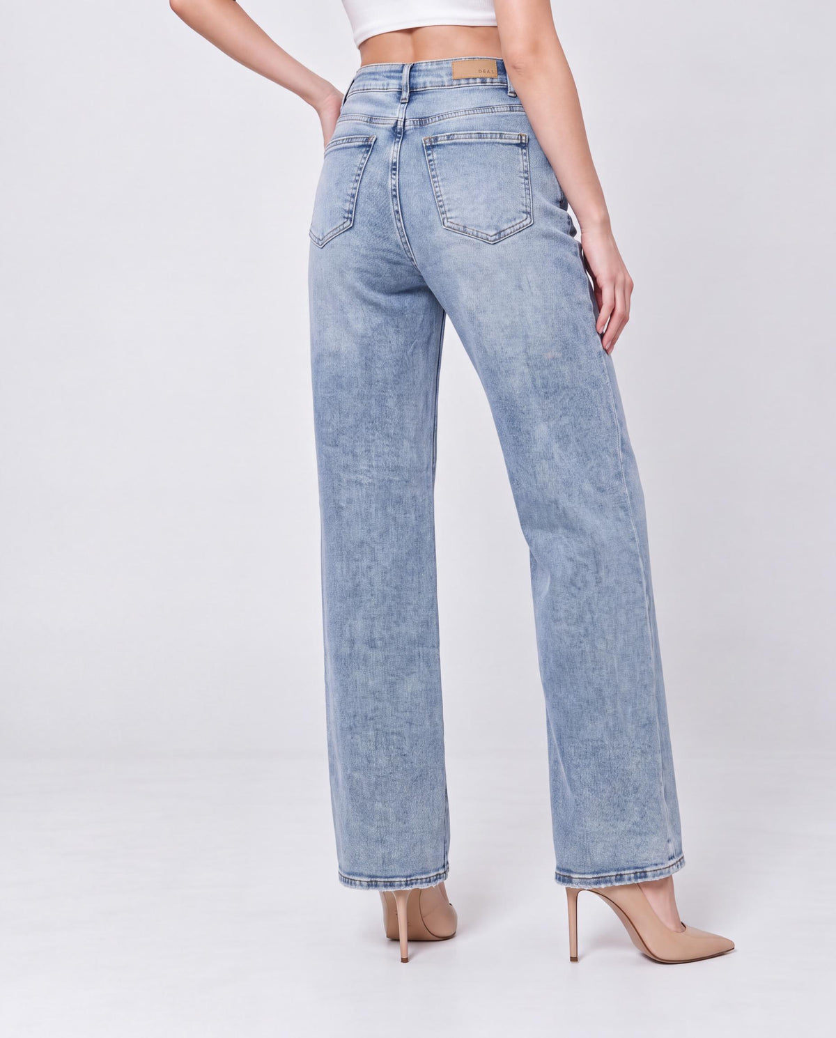 Patch Applique Distressed Straight Leg Jeans