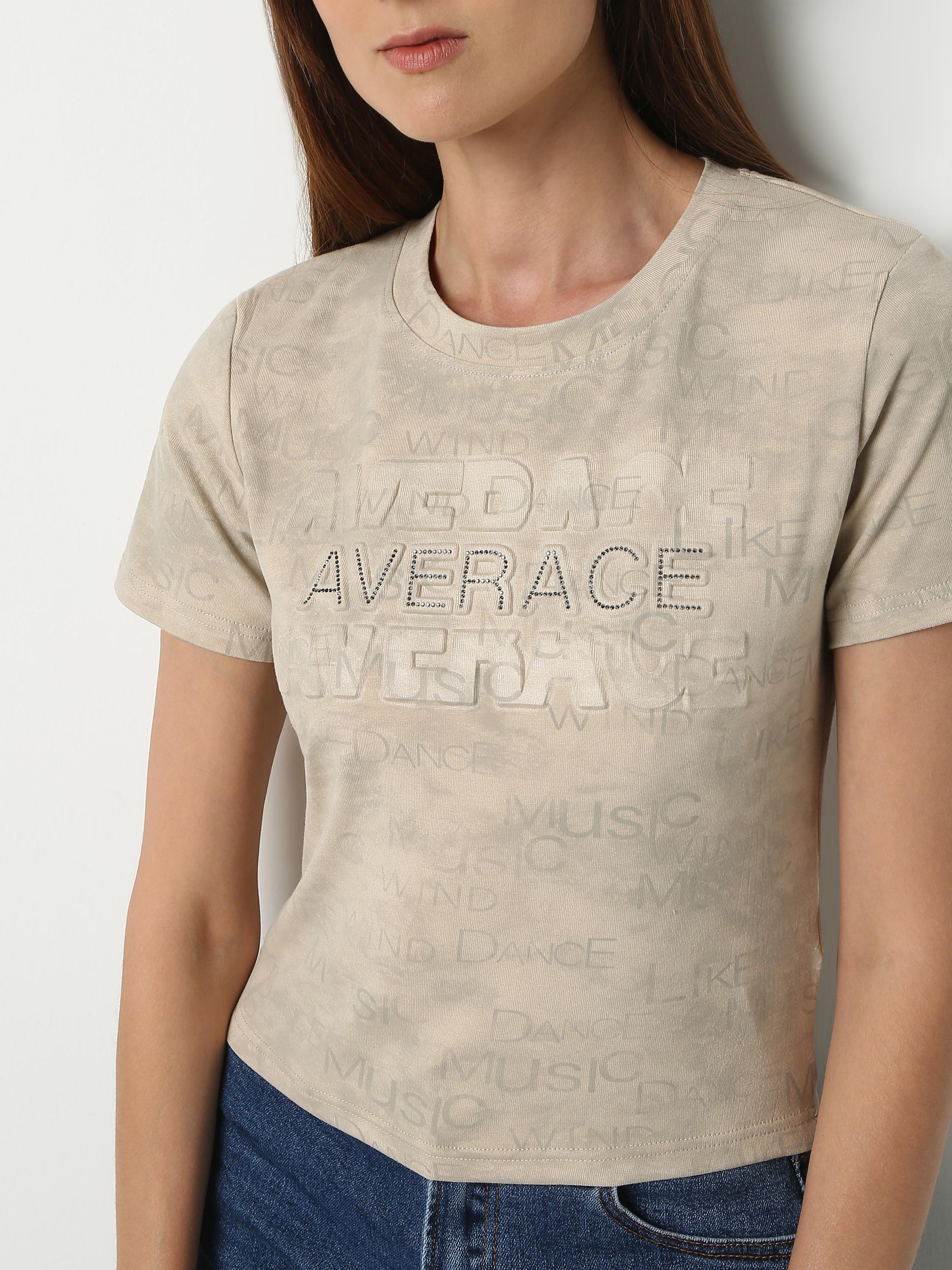 Textured Graphic Casual Top