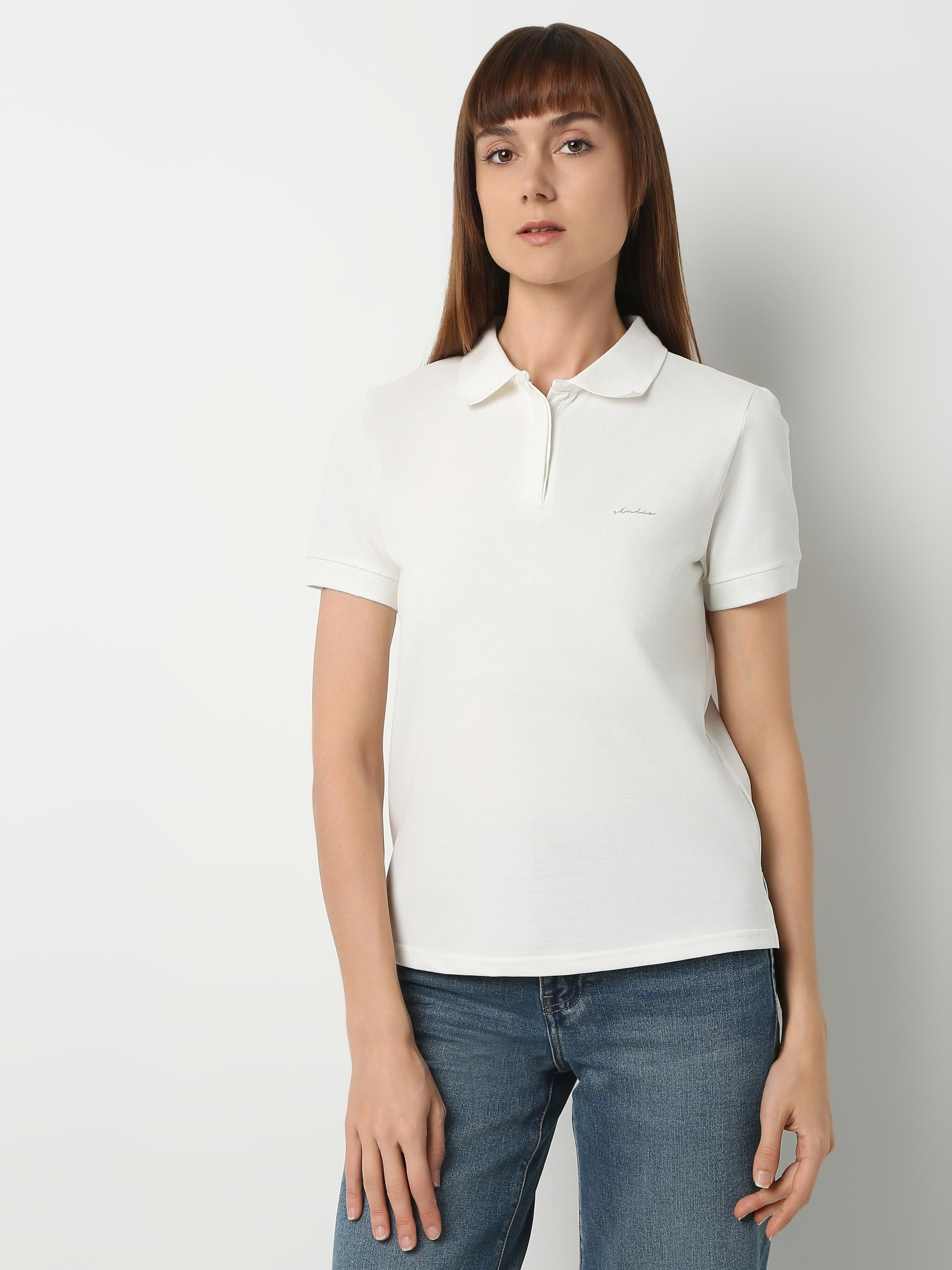 Minimalist Polo with Tailored Fit