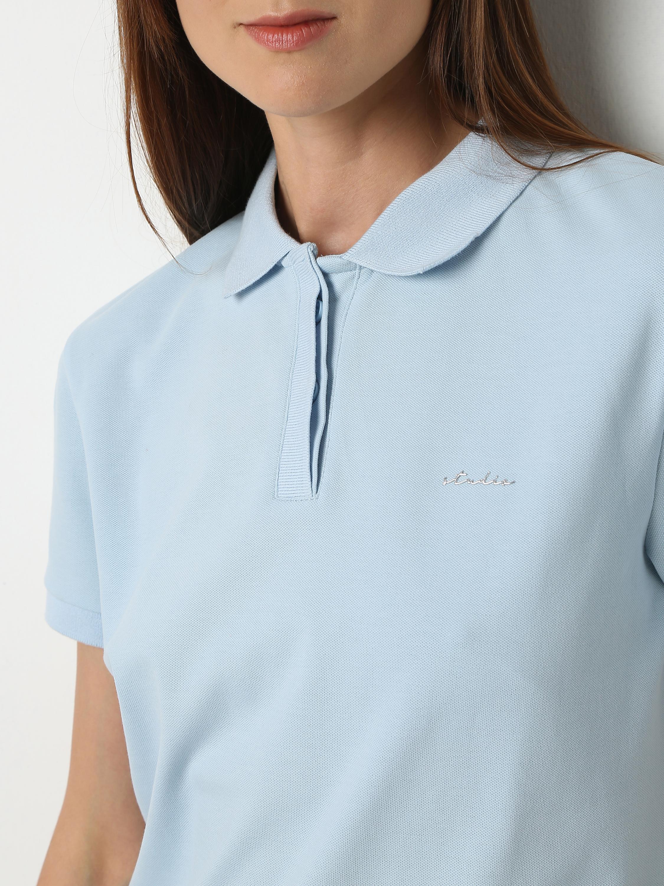 Minimalist Polo with Tailored Fit