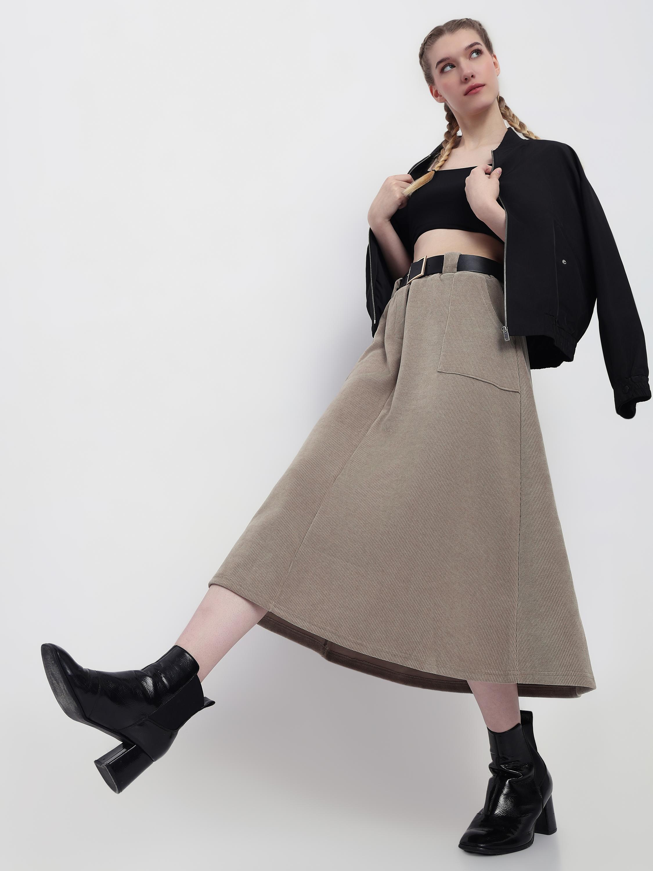 Retro-Inspired Midi Skirt