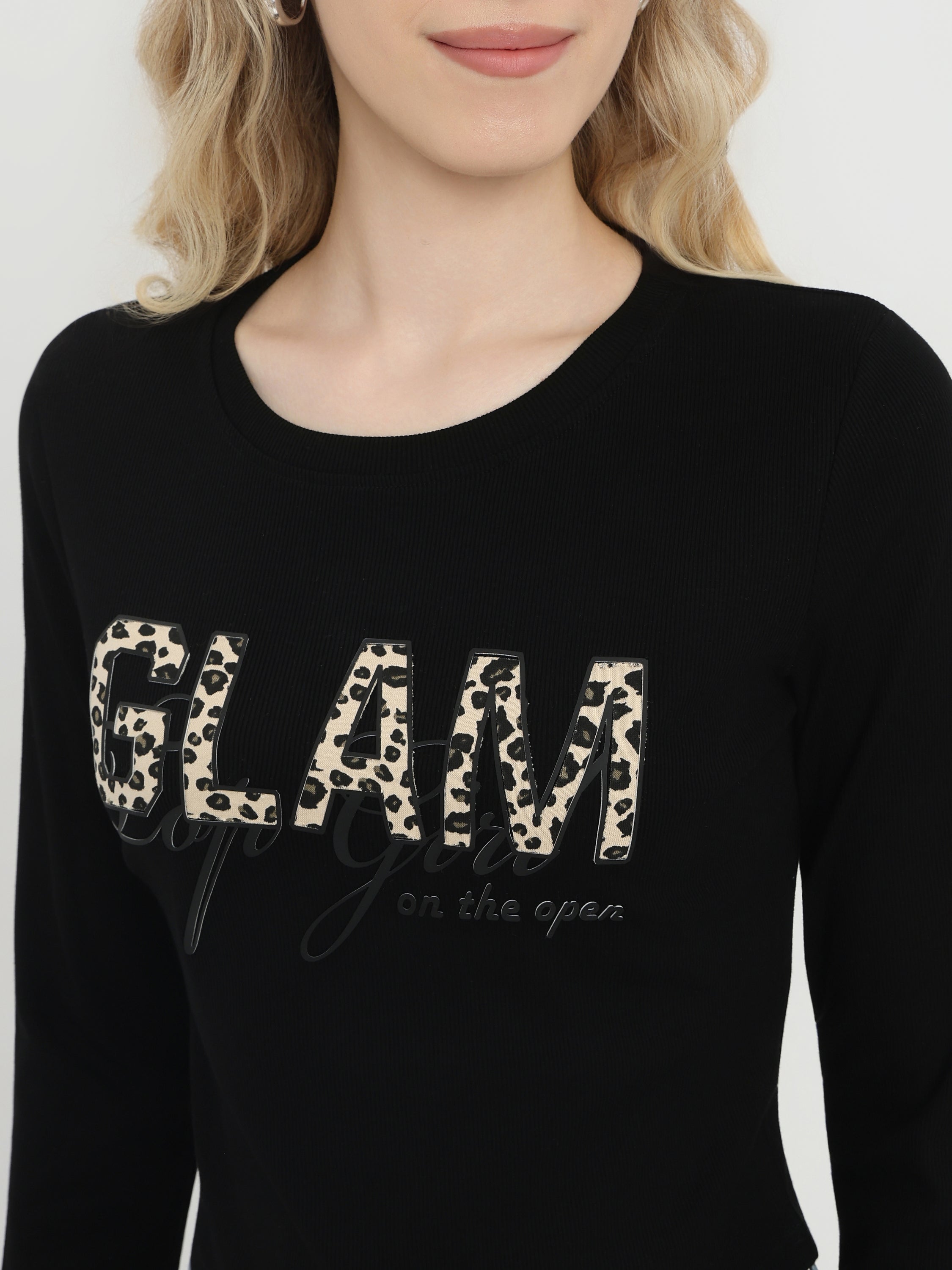 Graphic Long Sleeve Crop Top