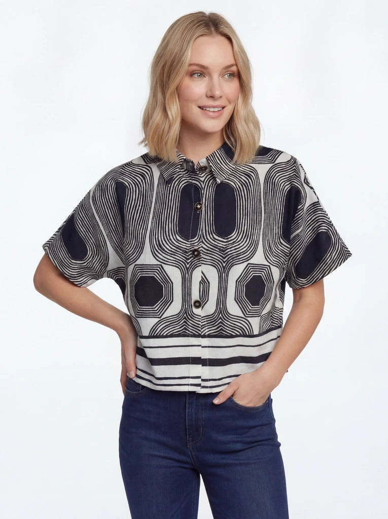 Abstract Print Short Sleeve Knit Pullover Top