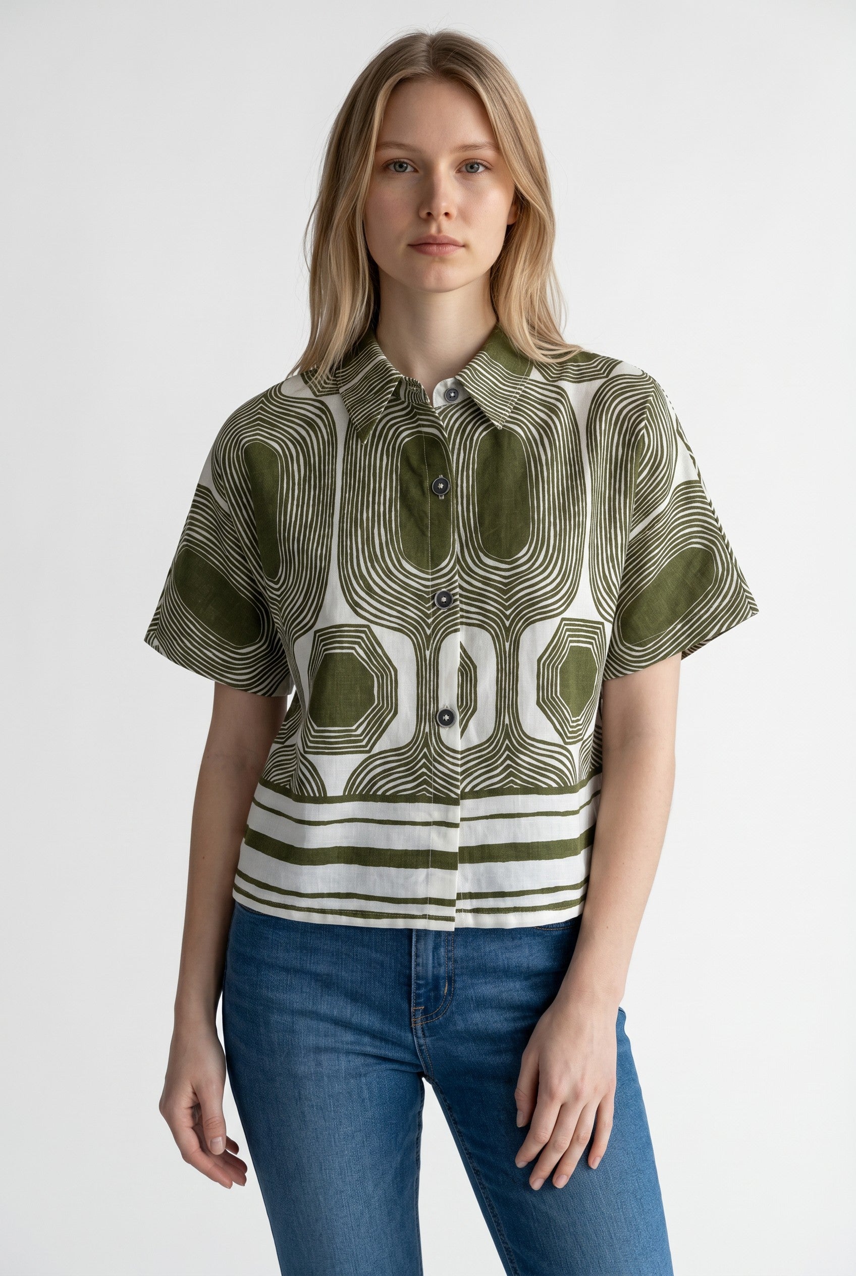 Abstract Print Short Sleeve Knit Pullover Top
