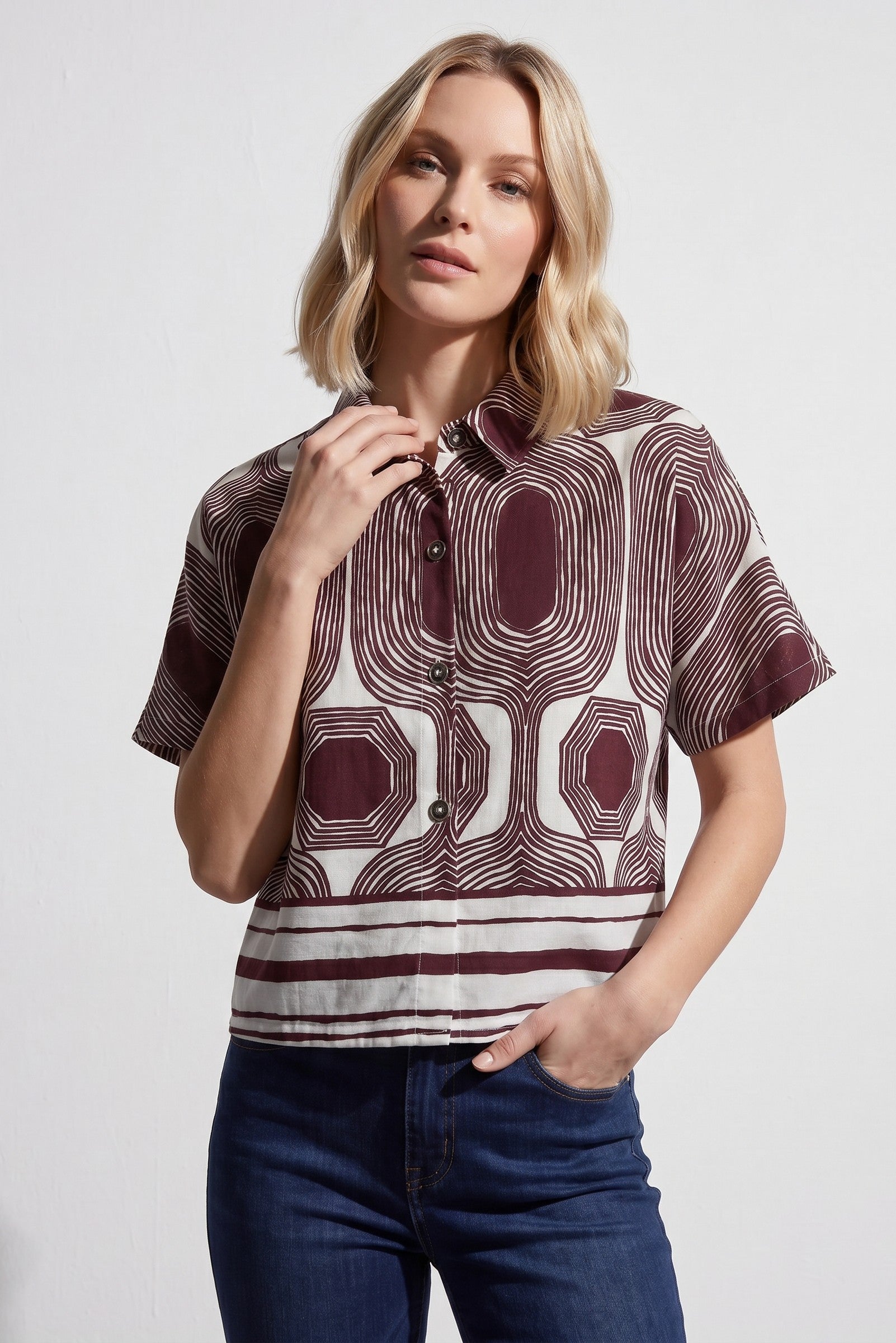 Abstract Print Short Sleeve Knit Pullover Top
