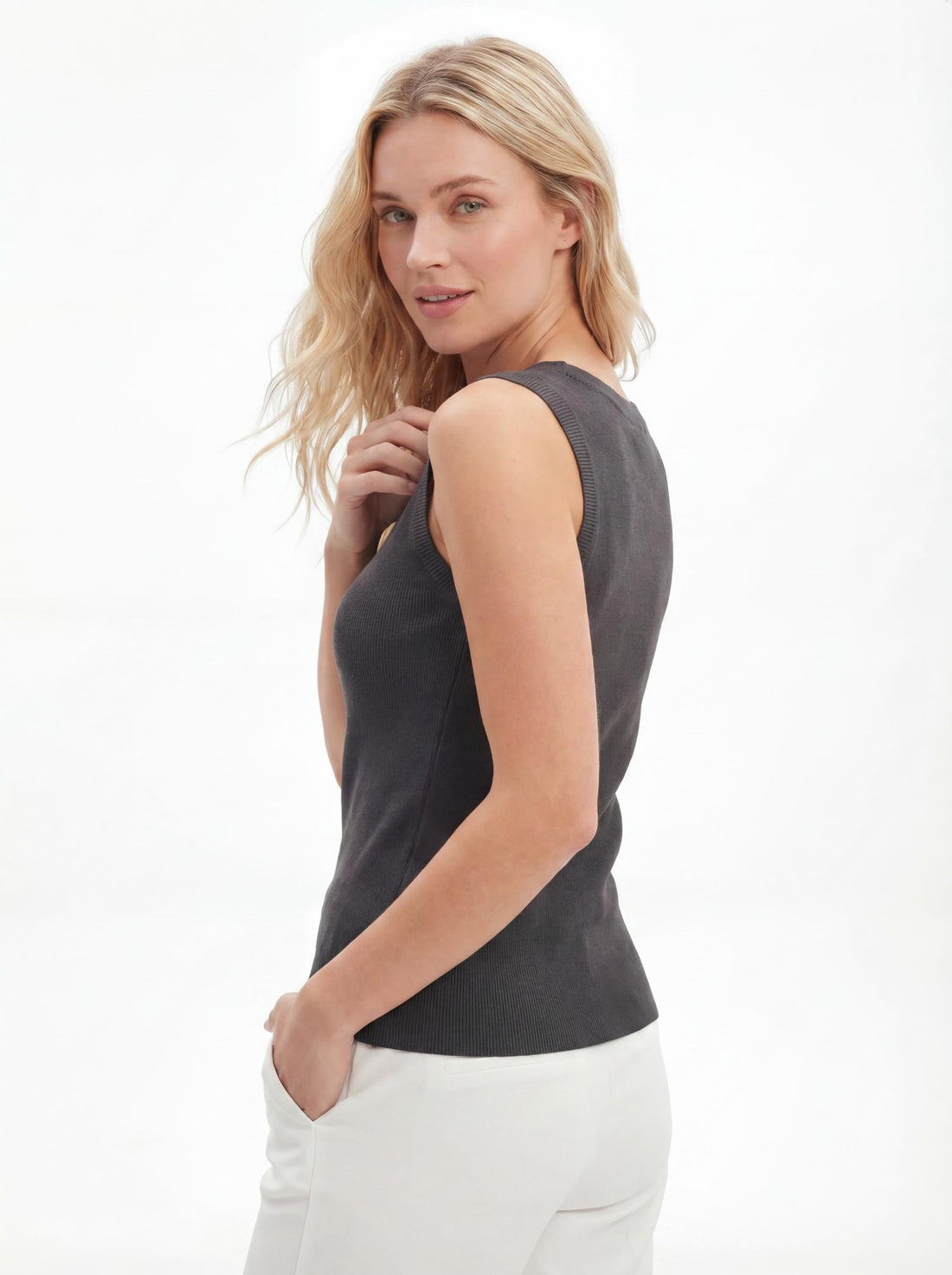 Women Ribbed Sleeveless Knit Top