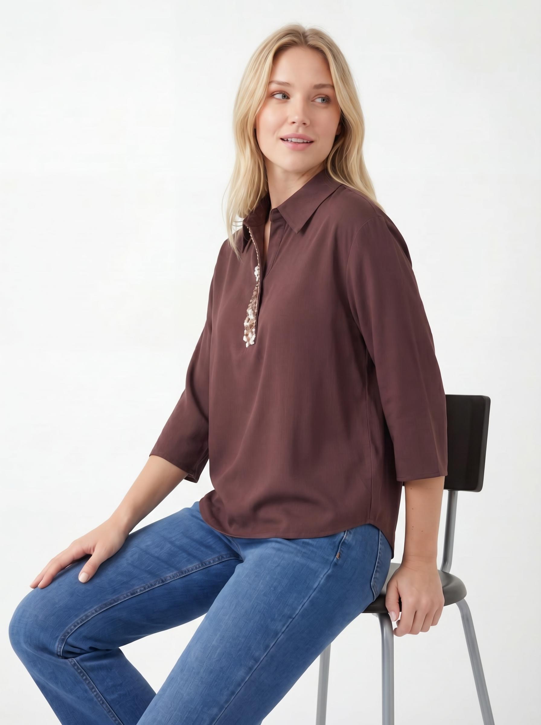 Sequin Detail Women’s Collar Top