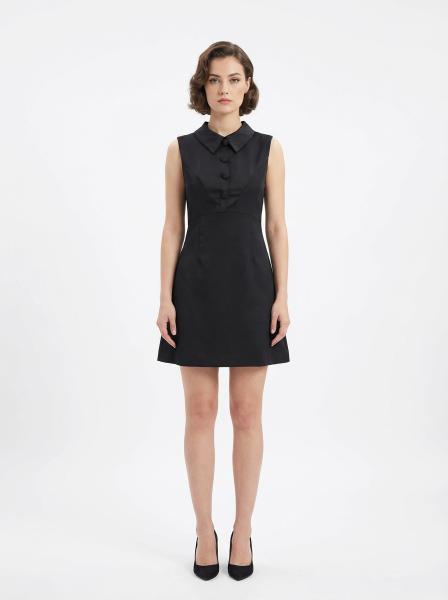 Classic Sleeveless Little Black Dress