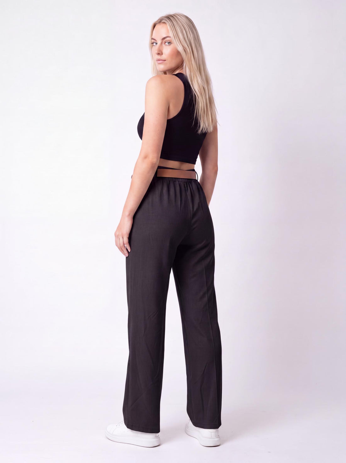 Wide-Leg Tailored Trousers