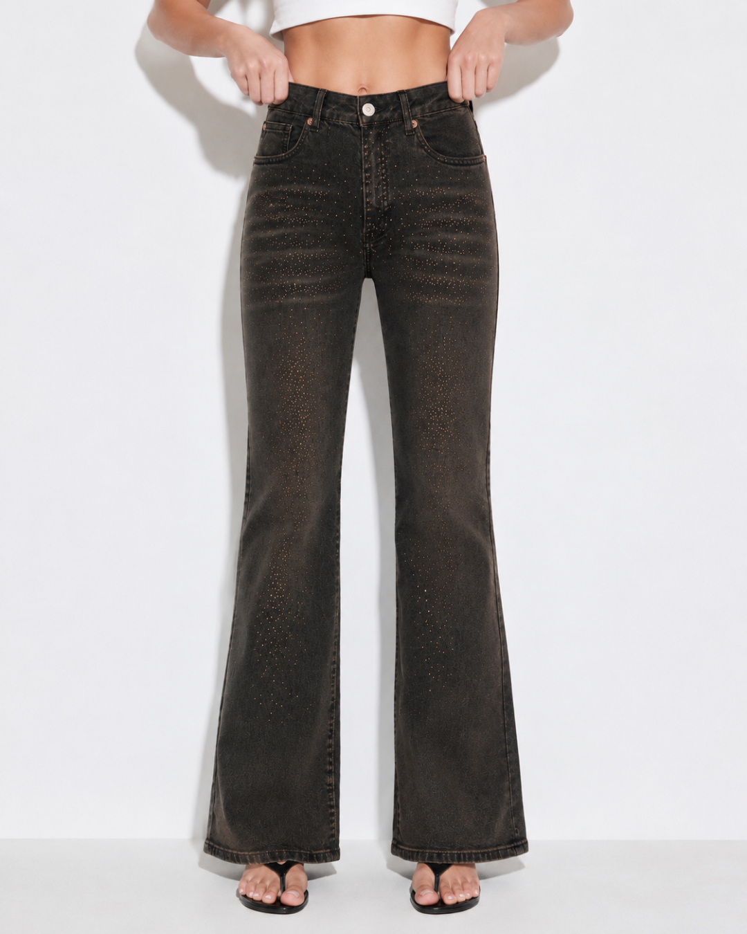 Women's Mud Wash Straight Fit Jeans with Subtle Stud Embellishment
